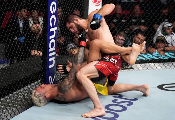 ISLAM MAKHACHEV CEMENTS HIS LEGACY (UFC 280&nbsp;Review)